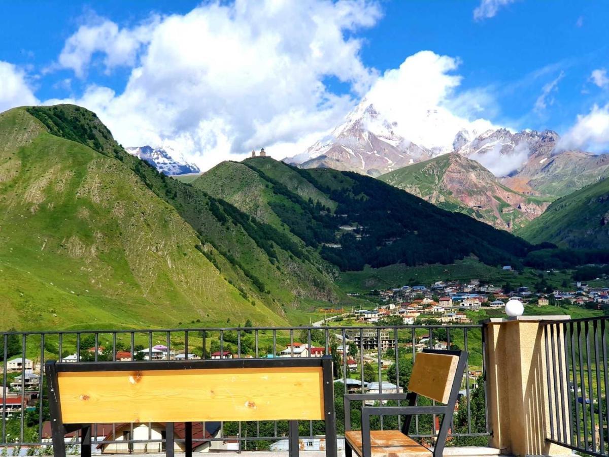 Hotel Horizon Kazbegi Eksteriør billede